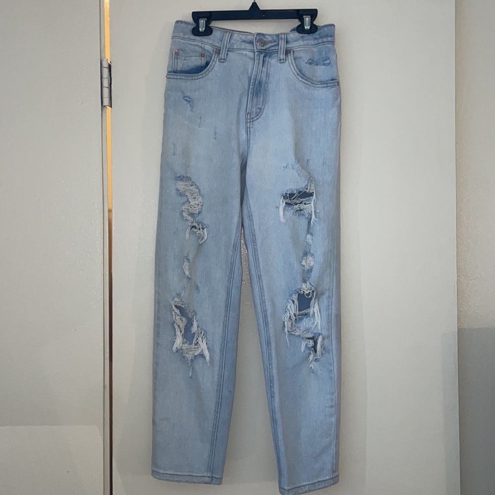High Rise Mom Jeans - Picture 4 of 5